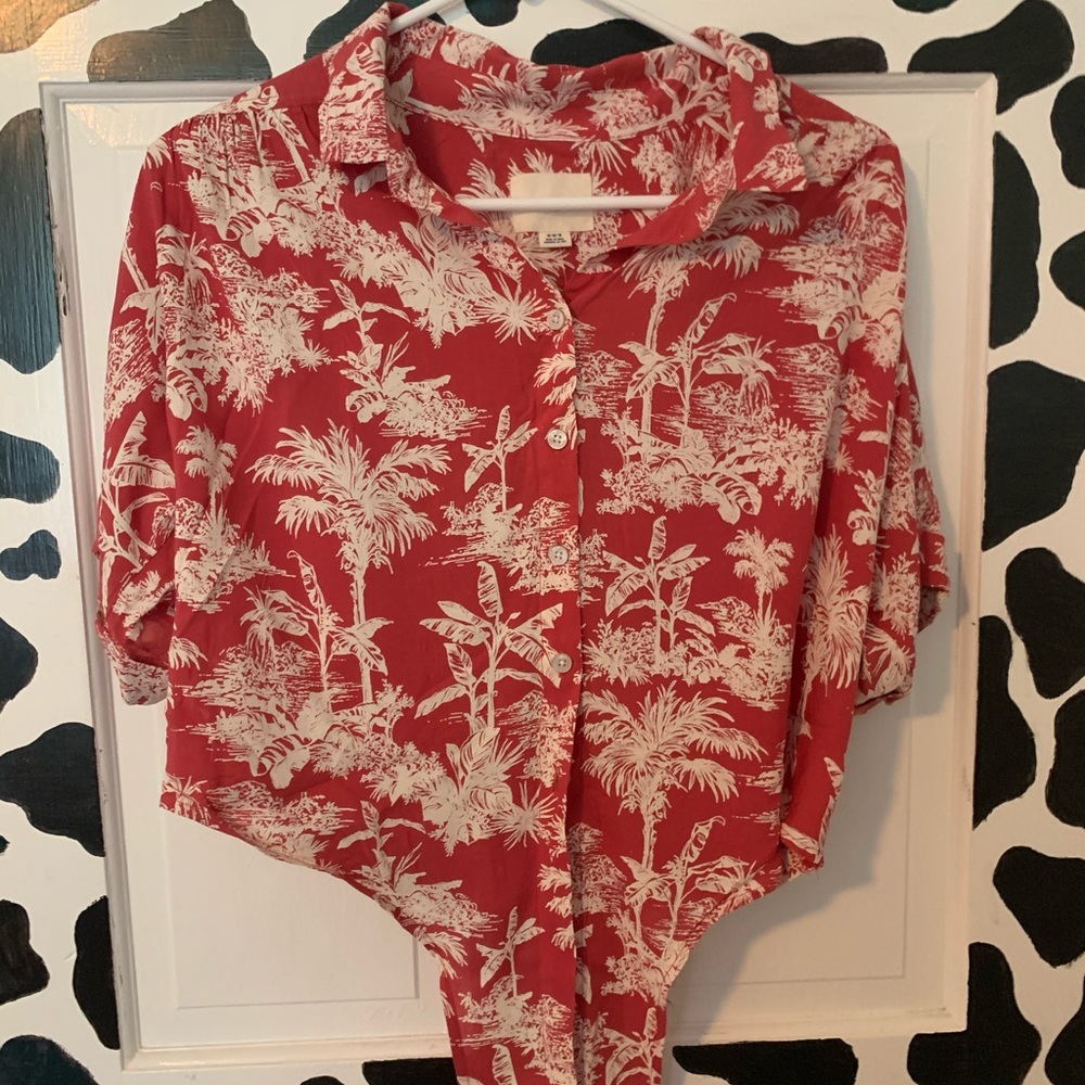 Button up crop T-shirt